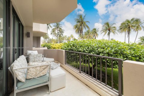 Townhouse in Key Biscayne, Florida 4 bedrooms, 302.3 sq.m. № 1385726 - photo 18
