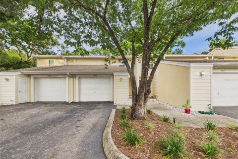 Townhouse in Tampa, Florida 2 bedrooms, 135.64 sq.m. № 2217415
