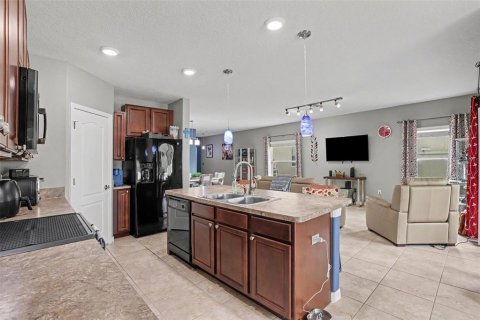 Casa en venta en Wimauma, Florida, 4 dormitorios, 197.6 m2 № 2356688 - foto 12