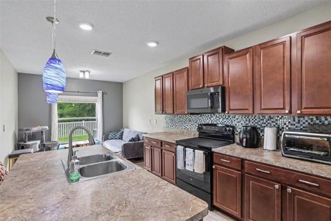 Casa en venta en Wimauma, Florida, 4 dormitorios, 197.6 m2 № 2356688 - foto 11