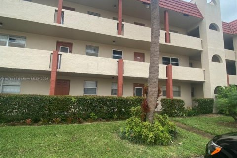 Condominio en venta en Sunrise, Florida, 2 dormitorios, 78.97 m2 № 1764497 - foto 1