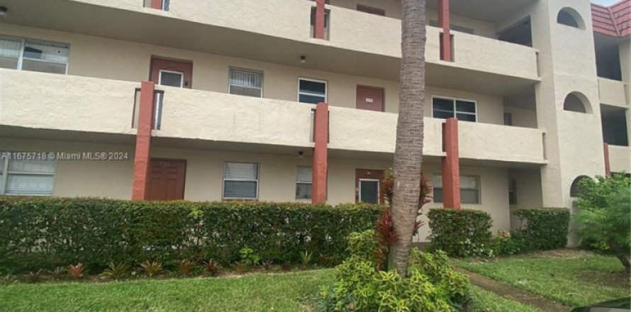 Condominio en Sunrise, Florida, 2 dormitorios № 1764497
