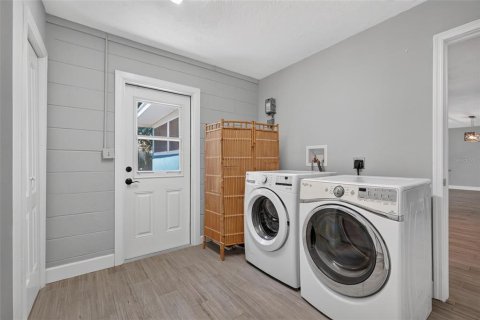 Casa en venta en Saint Petersburg, Florida, 3 dormitorios, 151.15 m2 № 2386727 - foto 26