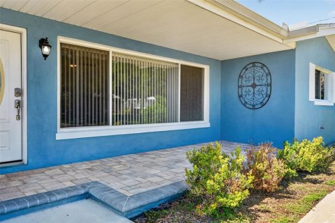 Casa en venta en Saint Petersburg, Florida, 3 dormitorios, 151.15 m2 № 2386727 - foto 6