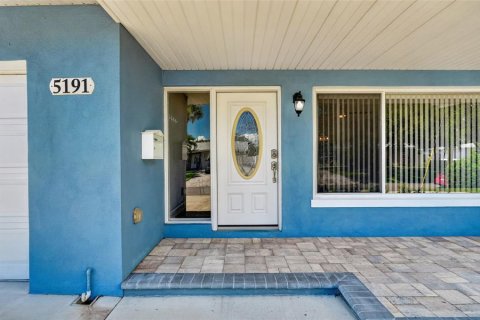 Casa en venta en Saint Petersburg, Florida, 3 dormitorios, 151.15 m2 № 2386727 - foto 5