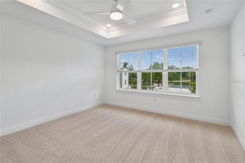 Townhouse in Oviedo, Florida 4 bedrooms, 188.13 sq.m. № 2092886 - photo 17
