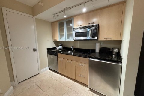 Купить отель в Форт-Лодердейл, Флорида 1 спальня, 43.66м2, № 2012787 - фото 16