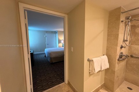 Купить отель в Форт-Лодердейл, Флорида 1 спальня, 43.66м2, № 2012787 - фото 11