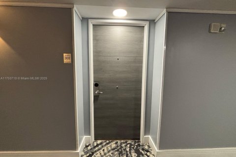 Купить отель в Форт-Лодердейл, Флорида 1 спальня, 43.66м2, № 2012787 - фото 21