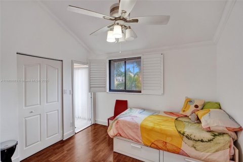 Townhouse in Aventura, Florida 3 bedrooms, 188.78 sq.m. № 1423879 - photo 25