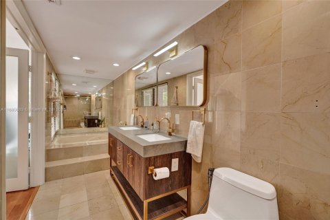 Townhouse in Aventura, Florida 3 bedrooms, 188.78 sq.m. № 1423879 - photo 14