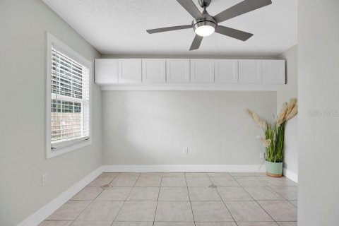 Villa ou maison à vendre à Deltona, Floride: 4 chambres, 175.31 m2 № 2396145 - photo 27