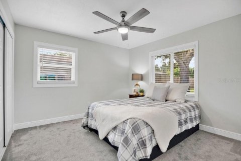 Villa ou maison à vendre à Deltona, Floride: 4 chambres, 175.31 m2 № 2396145 - photo 20
