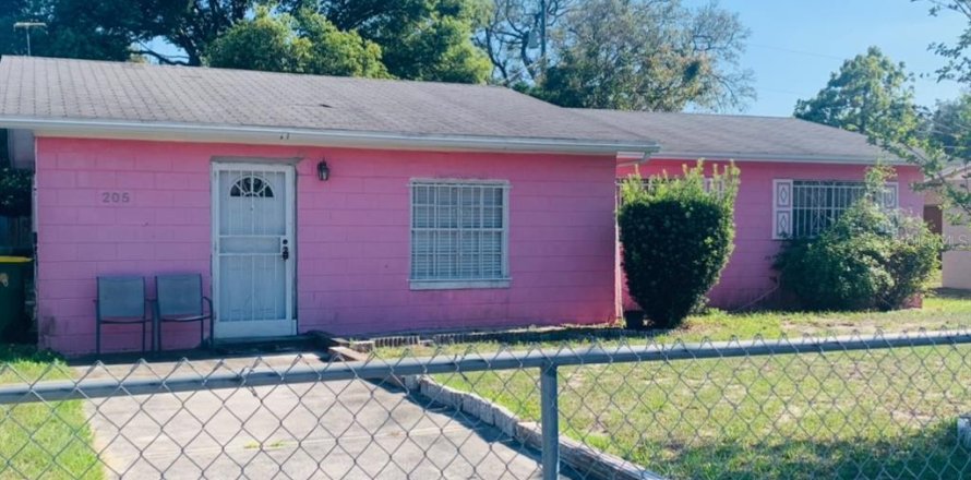 House in Dundee, Florida 3 bedrooms, 112.23 sq.m. № 1722581