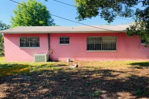 House in Dundee, Florida 3 bedrooms, 112.23 sq.m. № 1722581 - photo 3