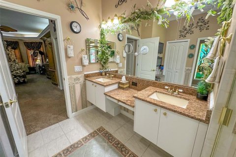 House in Hudson, Florida 3 bedrooms, 210.61 sq.m. № 1776970 - photo 27