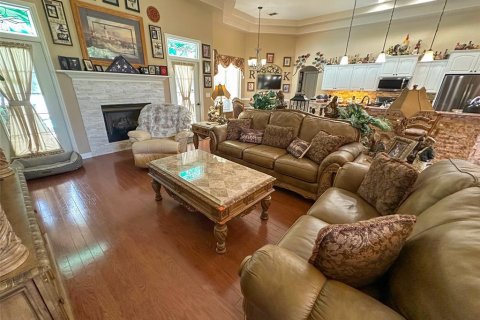 House in Hudson, Florida 3 bedrooms, 210.61 sq.m. № 1776970 - photo 5
