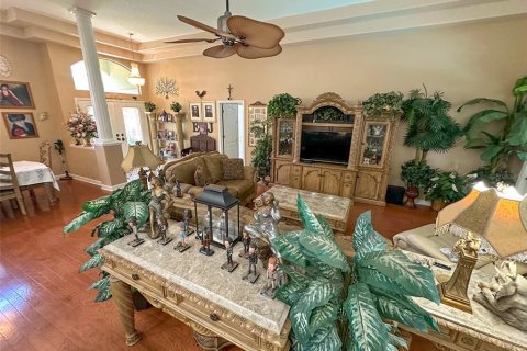 House in Hudson, Florida 3 bedrooms, 210.61 sq.m. № 1776970 - photo 9