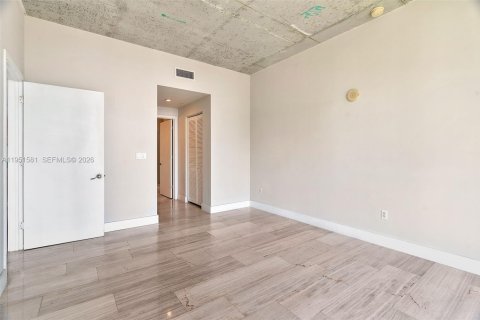 Condominio en alquiler en Miami, Florida, 2 dormitorios, 101.08 m2 № 2010361 - foto 22