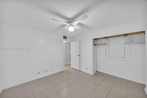 Copropriété à vendre à Lauderhill, Floride: 2 chambres, 102.19 m2 № 1959246 - photo 30