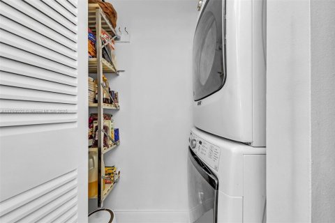 Copropriété à vendre à Lauderhill, Floride: 2 chambres, 102.19 m2 № 1959246 - photo 19