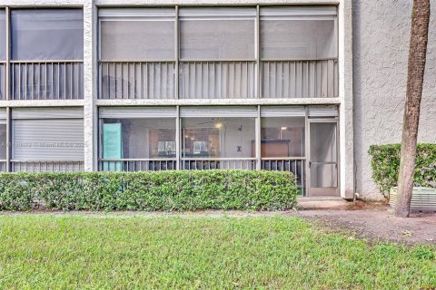 Copropriété à vendre à Lauderhill, Floride: 2 chambres, 102.19 m2 № 1959246 - photo 5