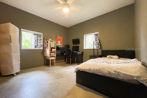 House in Clearwater, Florida 3 bedrooms, 144.56 sq.m. № 2199446 - photo 9
