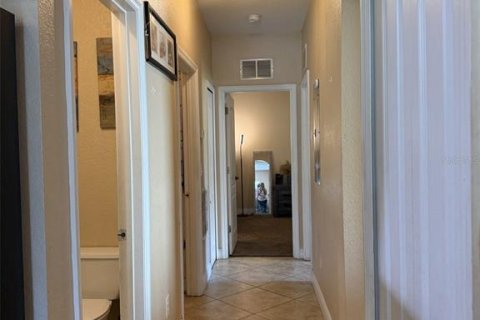 Copropriété à vendre à Orlando, Floride: 2 chambres, 108.05 m2 № 2236344 - photo 11