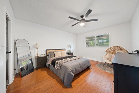 Купить кондоминиум в Лодердейл-Лейкс, Флорида 1 спальня, 63.55м2, № 1963278 - фото 10