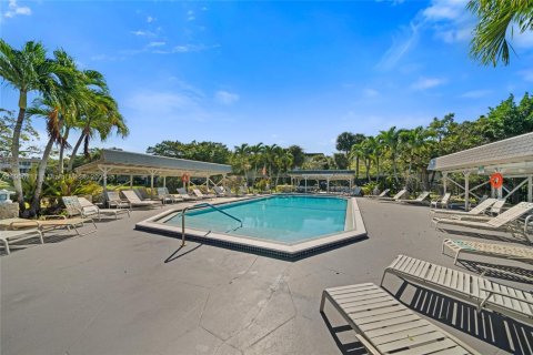 Купить кондоминиум в Лодердейл-Лейкс, Флорида 1 спальня, 63.55м2, № 1963278 - фото 19