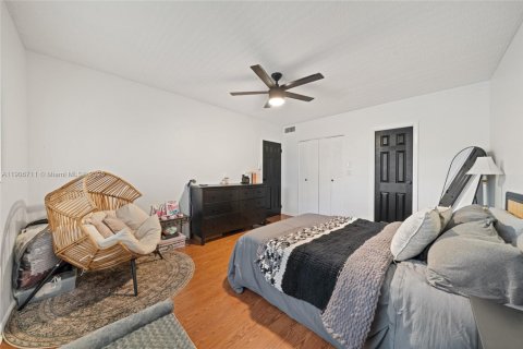 Купить кондоминиум в Лодердейл-Лейкс, Флорида 1 спальня, 63.55м2, № 1963278 - фото 11