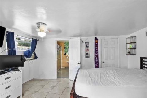 House in Oakland Park, Florida 3 bedrooms, 175.59 sq.m. № 2008006 - photo 23