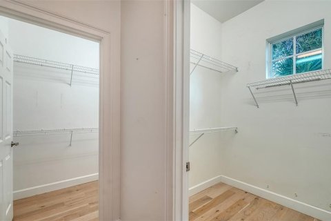 Купить виллу или дом в Сарасота, Флорида 8 комнат, 226.22м2, № 2202745 - фото 29
