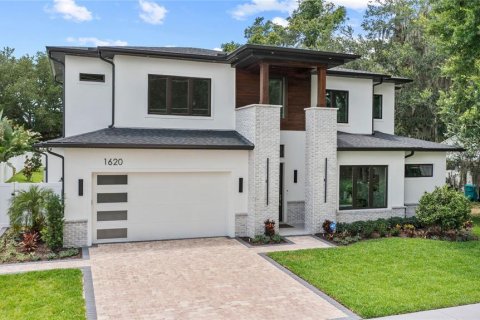 House in Orlando, Florida 5 bedrooms, 385.17 sq.m. № 1804633 - photo 4