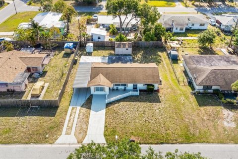 Villa ou maison à vendre à Sarasota, Floride: 3 chambres, 142.33 m2 № 1741120 - photo 1