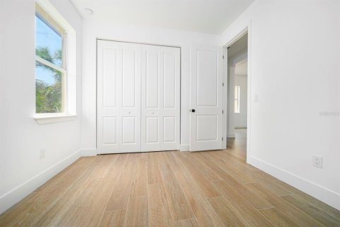 Casa en alquiler en Port Charlotte, Florida, 4 dormitorios, 240.34 m2 № 1908861 - foto 19