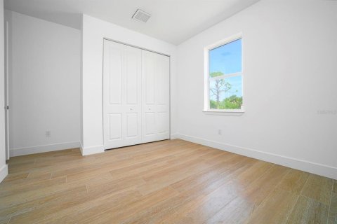 Casa en alquiler en Port Charlotte, Florida, 4 dormitorios, 240.34 m2 № 1908861 - foto 21