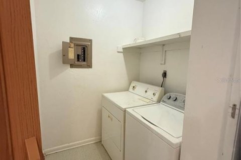 Copropriété à louer à Gainesville, Floride: 2 chambres, 312.89 m2 № 2103074 - photo 11