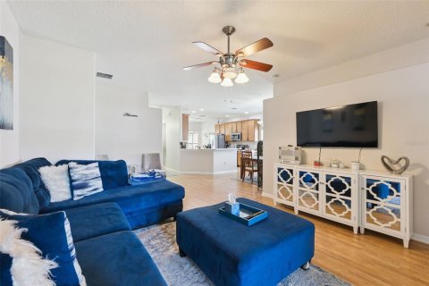 Casa en venta en Mount Dora, Florida, 4 dormitorios, 172.98 m2 № 2121743 - foto 5