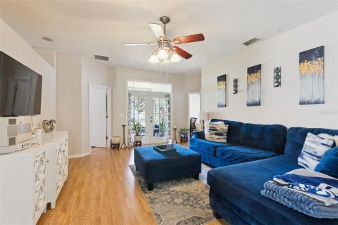Casa en venta en Mount Dora, Florida, 4 dormitorios, 172.98 m2 № 2121743 - foto 4