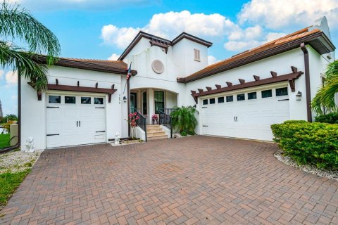 House in Ruskin, Florida 3 bedrooms, 260.78 sq.m. № 1815846 - photo 4