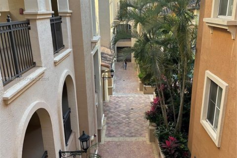 Copropriété à vendre à Sunrise, Floride: 2 chambres, 109.07 m2 № 1999533 - photo 26