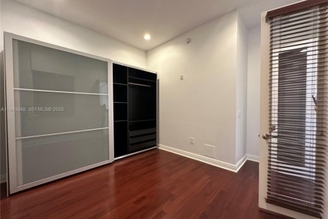 Copropriété à vendre à Sunrise, Floride: 2 chambres, 109.07 m2 № 1999533 - photo 14