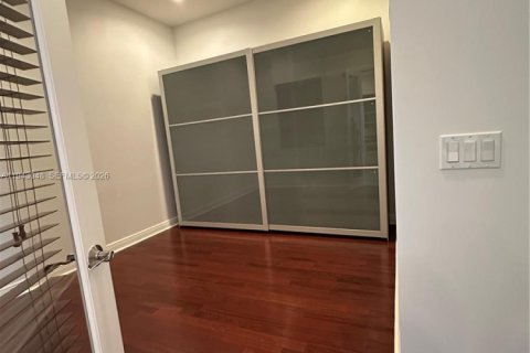 Copropriété à vendre à Sunrise, Floride: 2 chambres, 109.07 m2 № 1999533 - photo 13