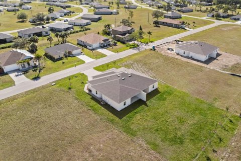 Commercial property in Punta Gorda, Florida 6 bedrooms, 193.98 sq.m. № 2098048 - photo 17