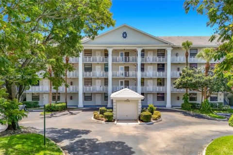 Copropriété à vendre à Davie, Floride: 2 chambres, 128.67 m2 № 2281858 - photo 8
