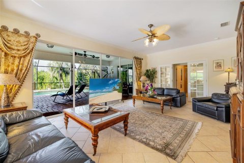 Villa ou maison à vendre à Fort Myers, Floride: 5 chambres, 436.36 m2 № 2218246 - photo 21