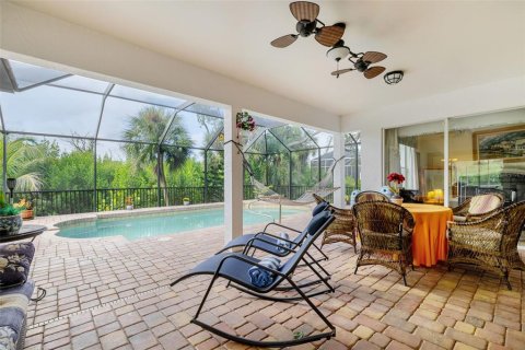 Villa ou maison à vendre à Fort Myers, Floride: 5 chambres, 436.36 m2 № 2218246 - photo 9