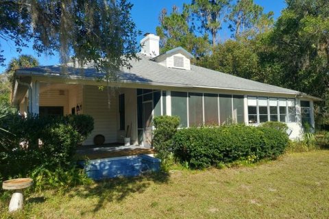 House in DeLand, Florida 3 bedrooms, 250.84 sq.m. № 2121979 - photo 4