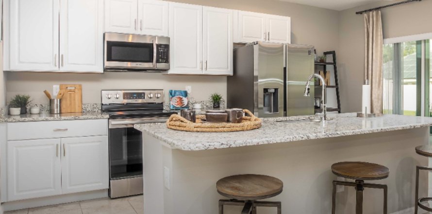 House in SPRING HILL in Spring Hill, Florida 4 bedrooms, 173 sq.m. № 208181